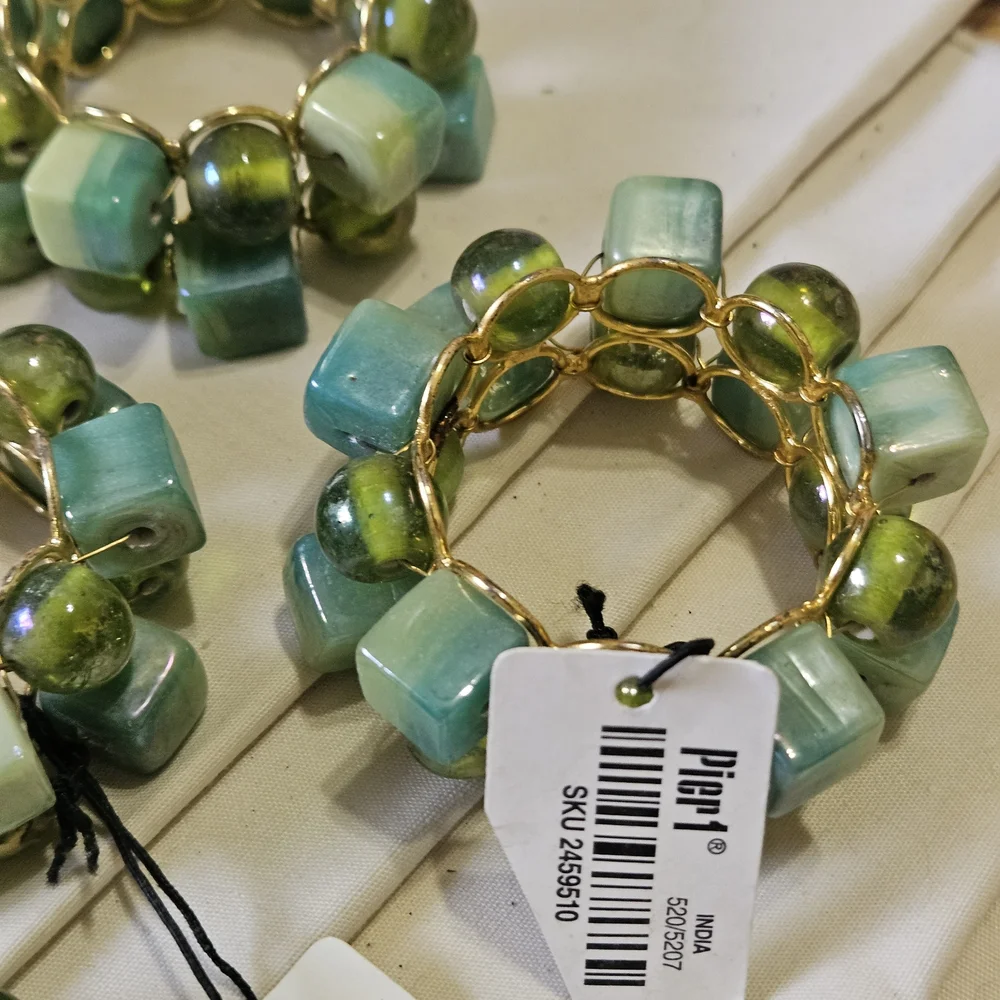 Peir 1 Set Of 6 Gorgeous Beaded Napkin Rings Gold, Green And Turquoise